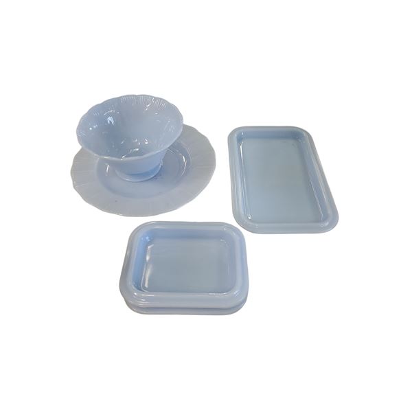 Pyrex Delphite Tea Cup & Saucer & 3 Refrigerator Dish Lids