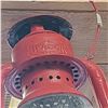 Image 2 : Vintage Beacon Red GSW Lantern Metal Circa 1940s