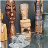 Image 5 : Mixed Collection of Indigenous Items Carved Wooden Items & Pottery Items