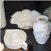 Image 5 : Collection of Milk Glass Items Brody, Sunkist, Anchor Hocking, Lancaster & More