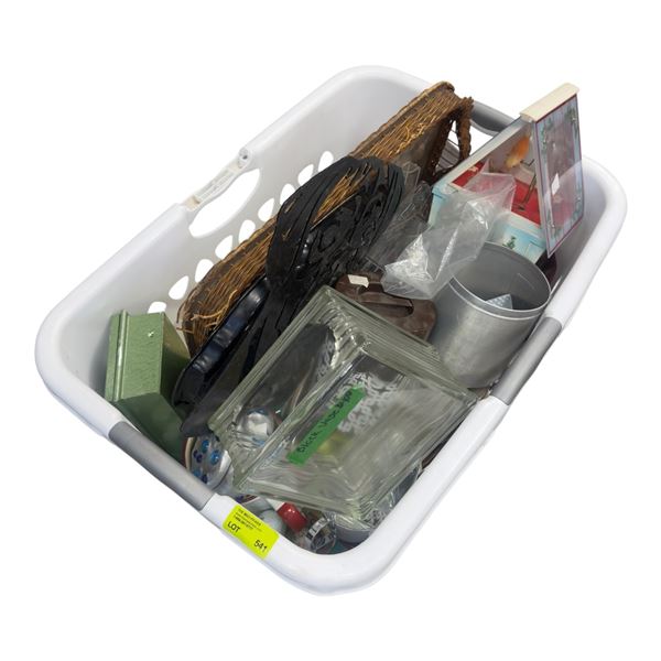 Box Lot of Assorted Decorative Items