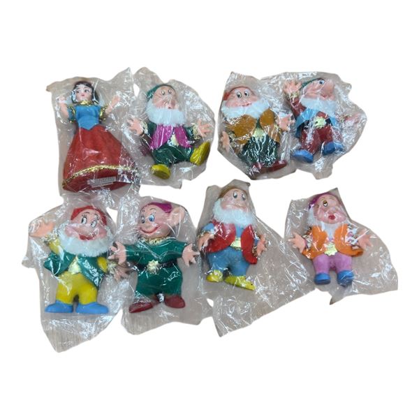 Snow White & the Seven Dwarves Christmas Ornaments Set Disney