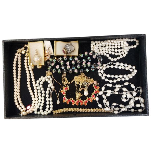 Collection of Fashion and Costume Jewelry (Necklaces, Faux Pearls, Earrings & Bracelet) - Display Tr