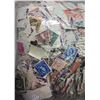 Image 4 : 4 Oz. Bag of British Postage Stamps * Vintage 1d and up * Used