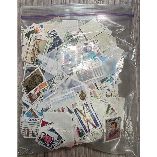 4.5 Oz Bag of Assorted Vintage Canadian Stamps * Used