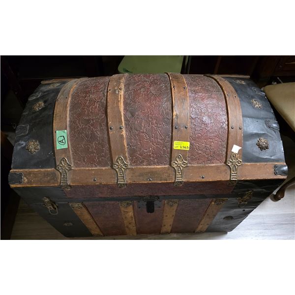 Vintage Large Camelback Trunk with Embossed Leather Hump ( 22" x 36" x 27" tall)