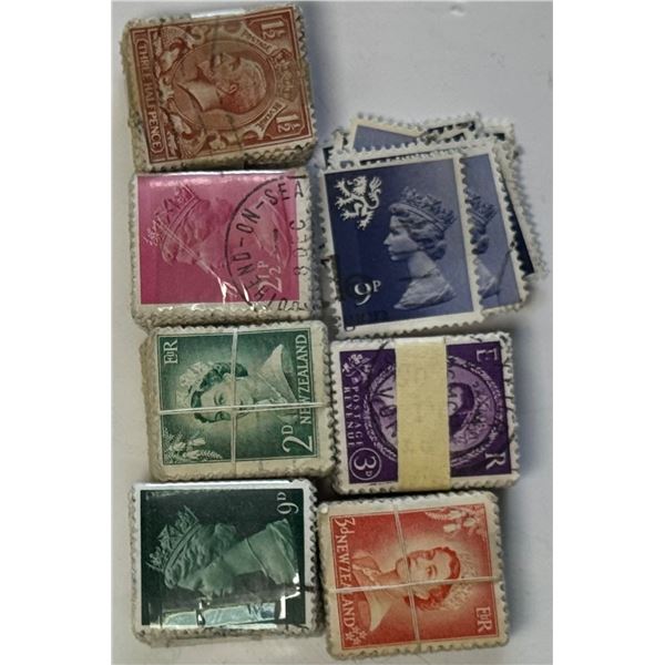Bundles of Vintage New Zealand Stamps * Used