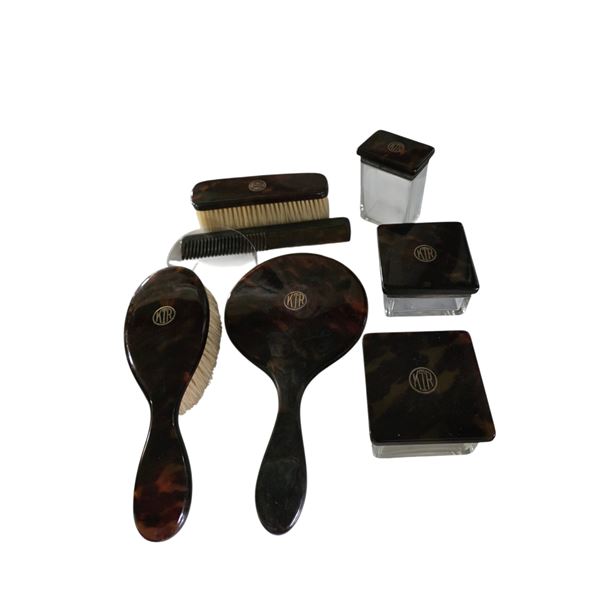 KTR Vanity Brush & Container Set