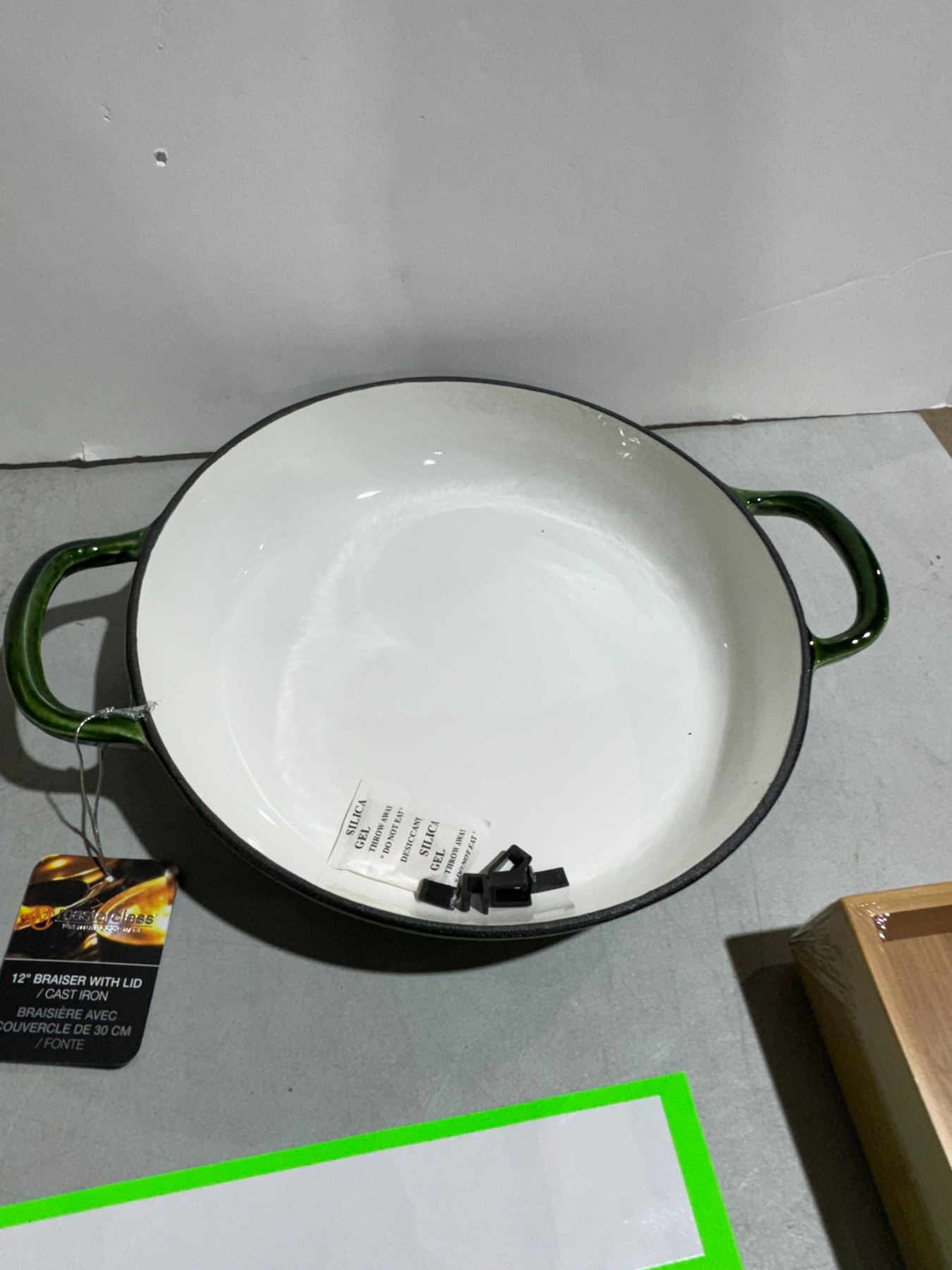 Mastercraft premium cookware 12 inch braised with lid cast-iron