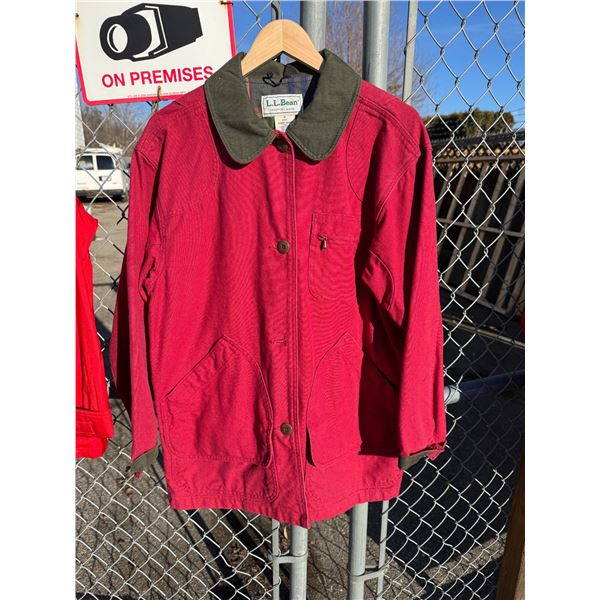 L. L. BEAN women's regular medium.