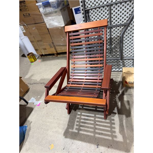 Amazing folding chair super comfortable