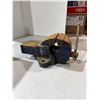 Image 1 : Made in England vice Woden