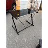Image 1 : Glass desk