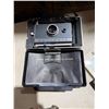 Image 1 : Polaroid land camera automatic 100