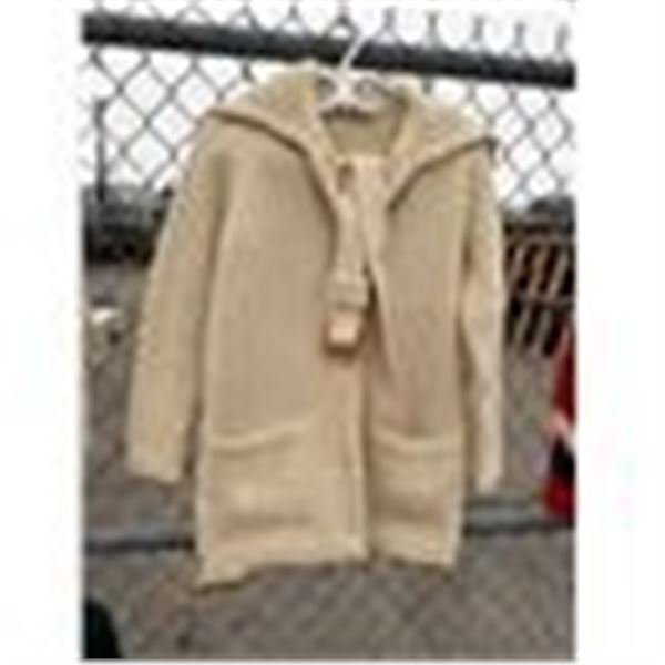 INGO eskimo handcrafted size medium sweater