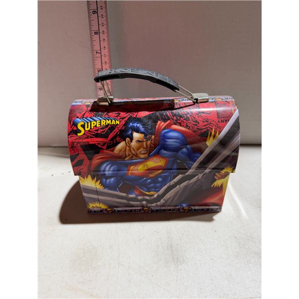 Superman tin box