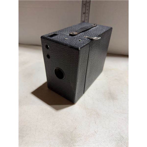 No.2 folding pocket brownie camera