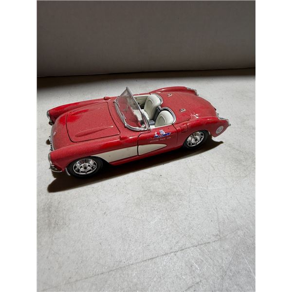 1957 Chevrolet Corvette 1/24th scale