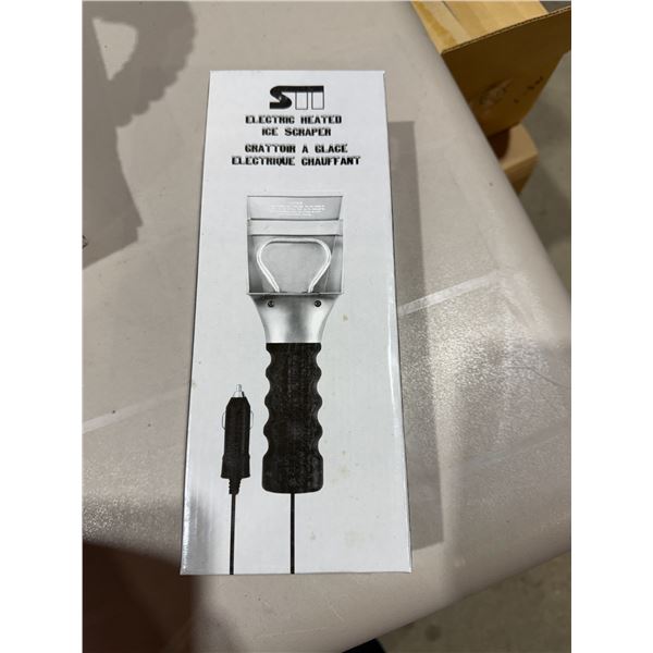 Electric heated ice scraper