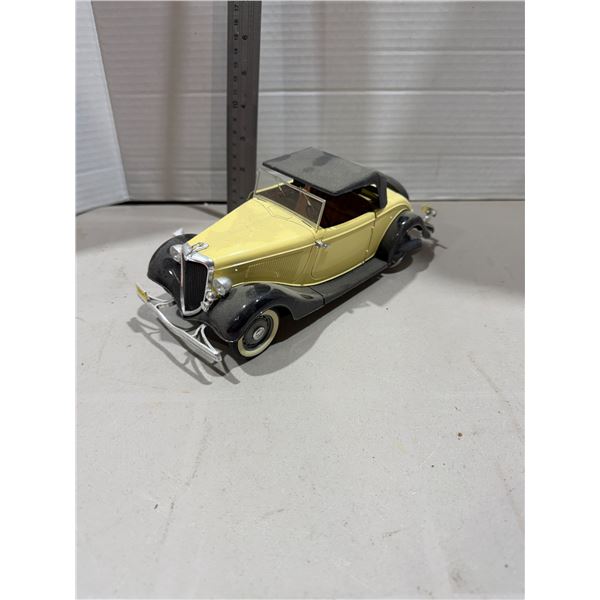 Ford V8 diecast