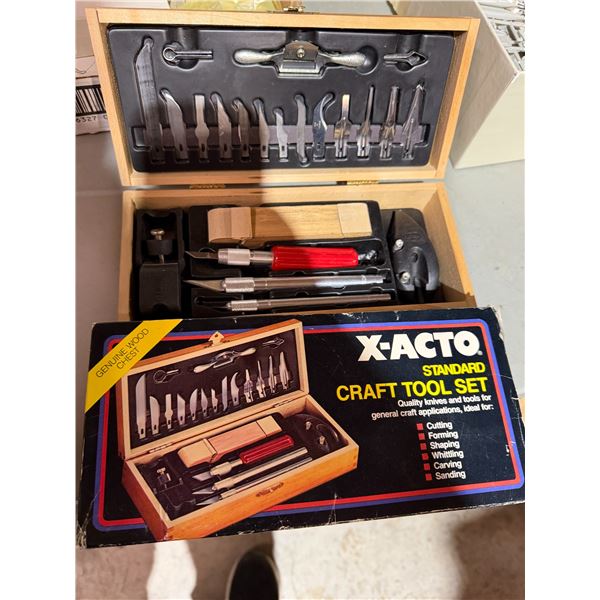X-acto crafting tool set