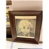 Image 1 : Einstein wall decor
