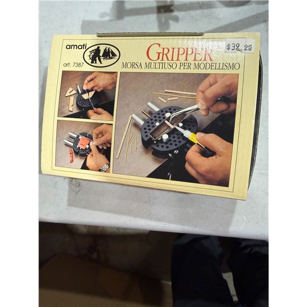 Gripper tool