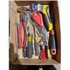 Image 1 : Assorted tools