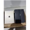 Image 1 : Apple, iPad untested  and a keyboard