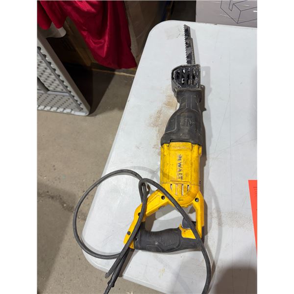 DeWalt reciprocating saw