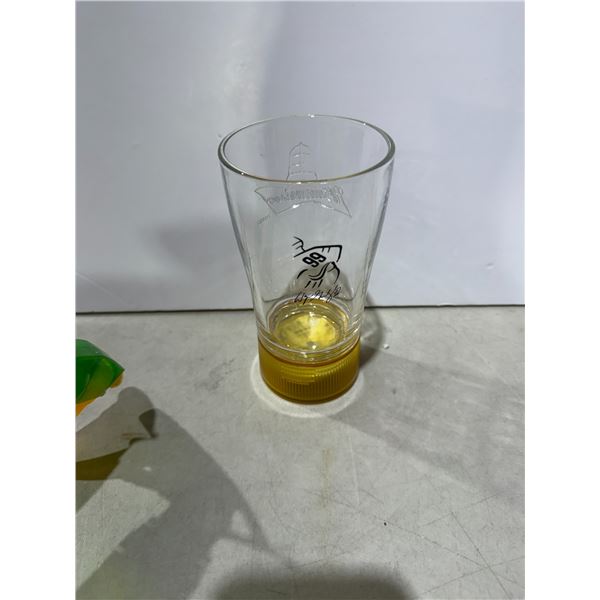 Budweiser Wayne Gretzky beer glass