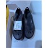 Image 1 : Crocs size 7