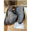Image 1 : KEEN boots size 10