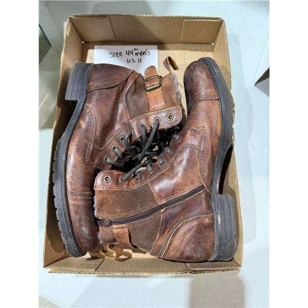 Men's size 44 boots