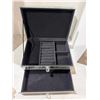 Image 2 : Jewelry box