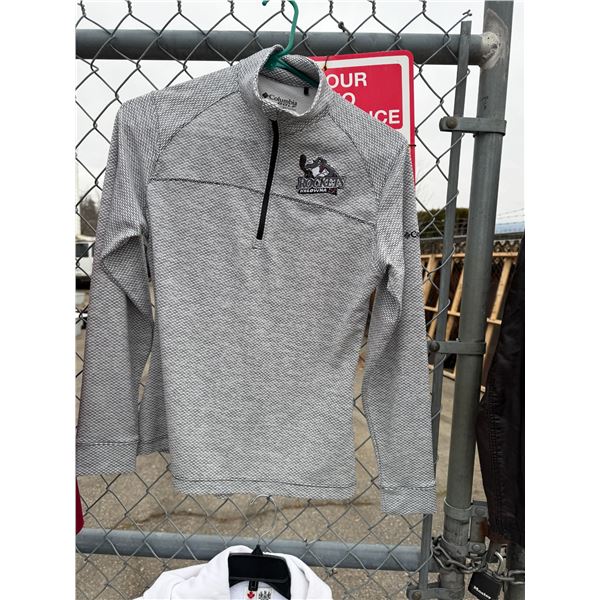 Kelowna rockets Colombia golf  shirt size not shown