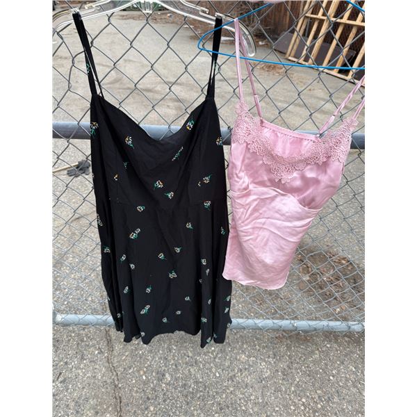 Old Navy dress size XXL and camisole