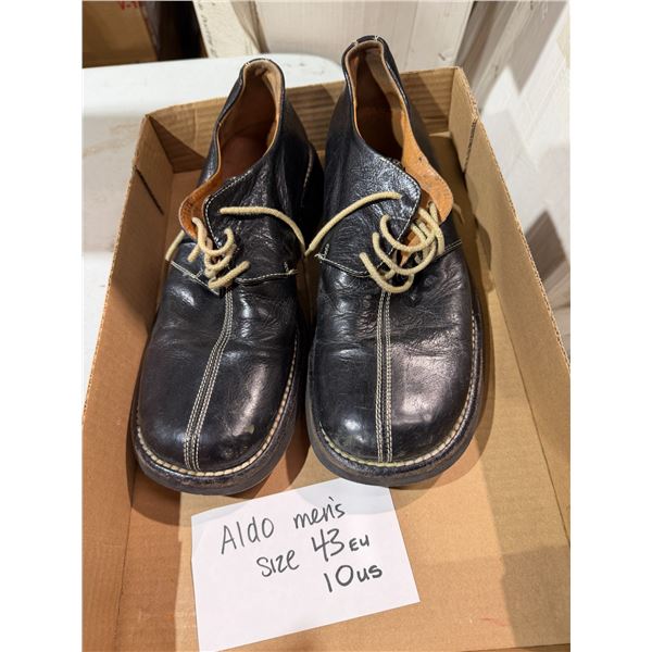 Aldo men's shoes size 10 US