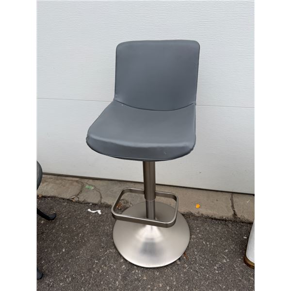 Adjustable stool