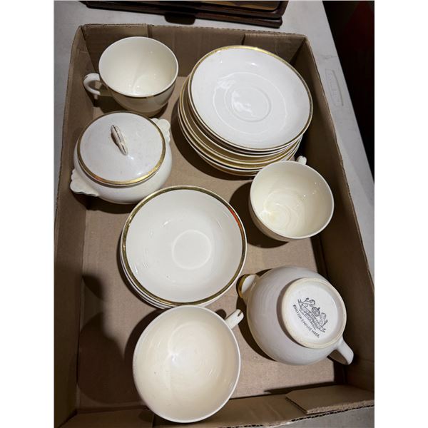 Sovereign Canada, British empire, made tea, cups, saucers, cream sugar