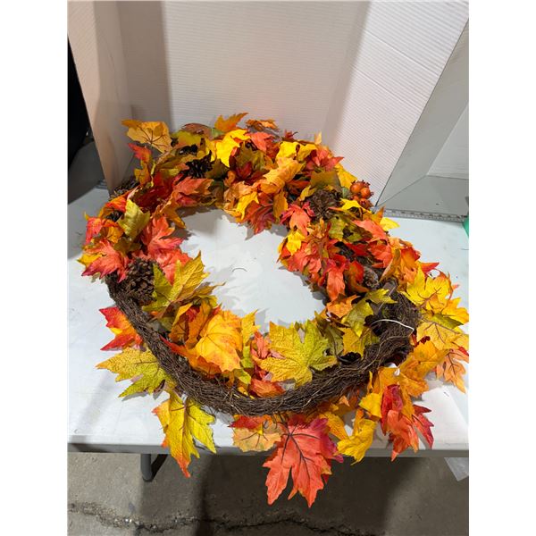 Fall wreath lights up