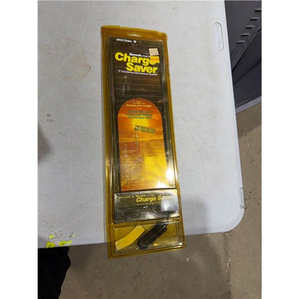 ARCO solar charge saver