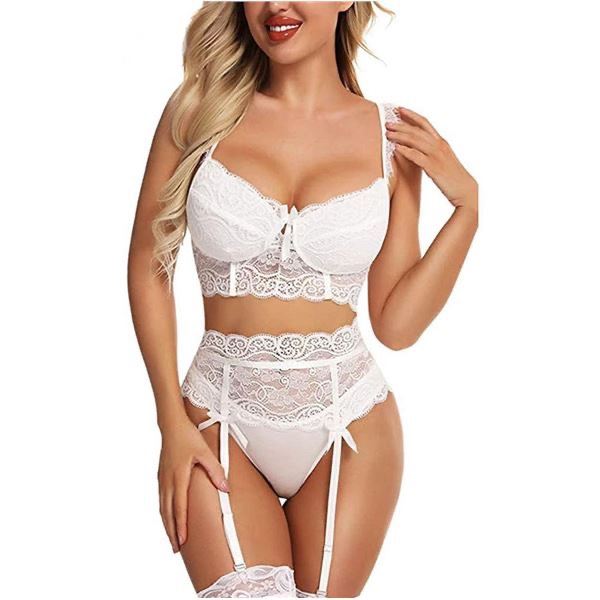 Taylor - WHITE bra and panty set Size M