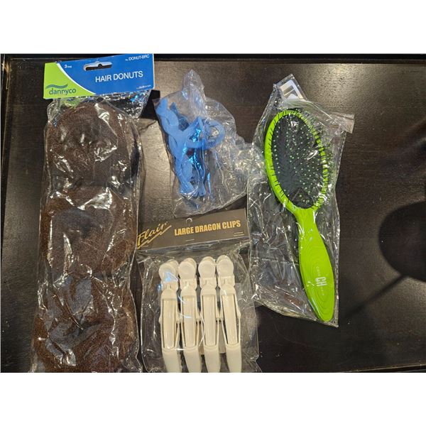 hair accessories & brush