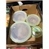 Image 1 : Storage containers