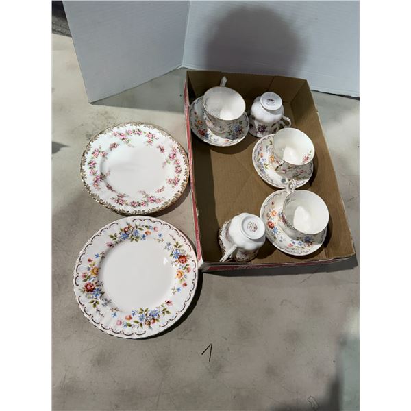 Royal, Albert, teacup saucers, and side plates