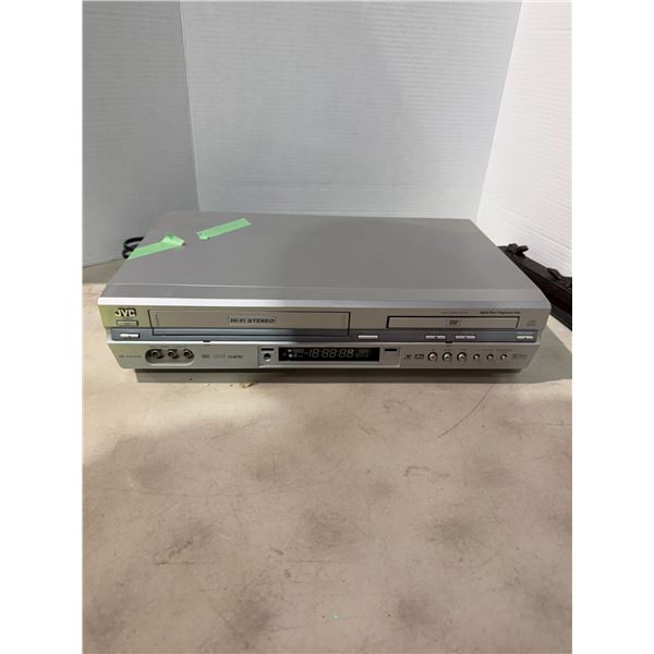 JVC DVDVHS player with remote