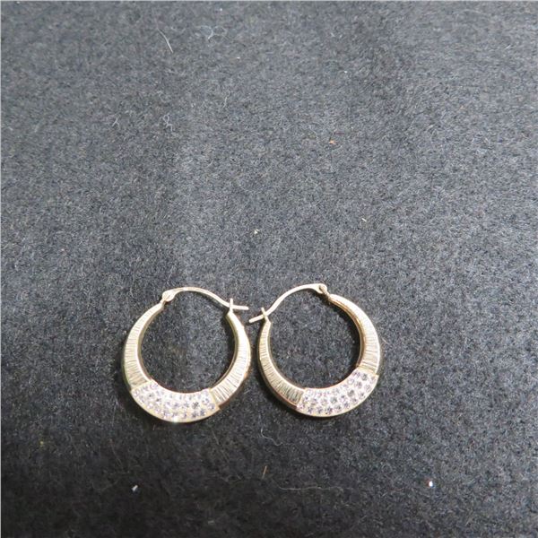 10K Yellow gold earrings.  Stunning!  Marked 10K on post