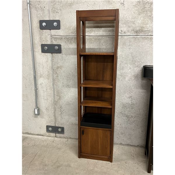 Vintage Kroehler Display Open Shelf with Bottom Storage Approx: 18 x14 & 72"T