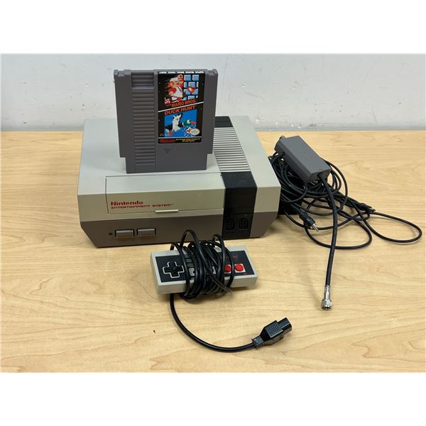 Original Nintendo Entertainment System NES Bundle NES-001
